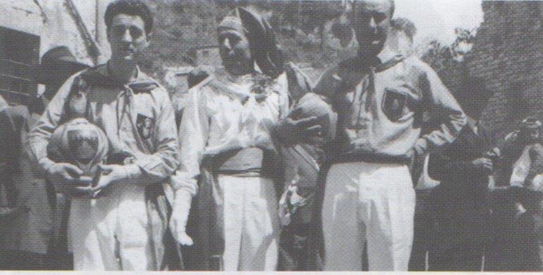 1960 II cap. Casagrande tra Marcello Scavizzi S. G. e Franco Monacelli S. U.